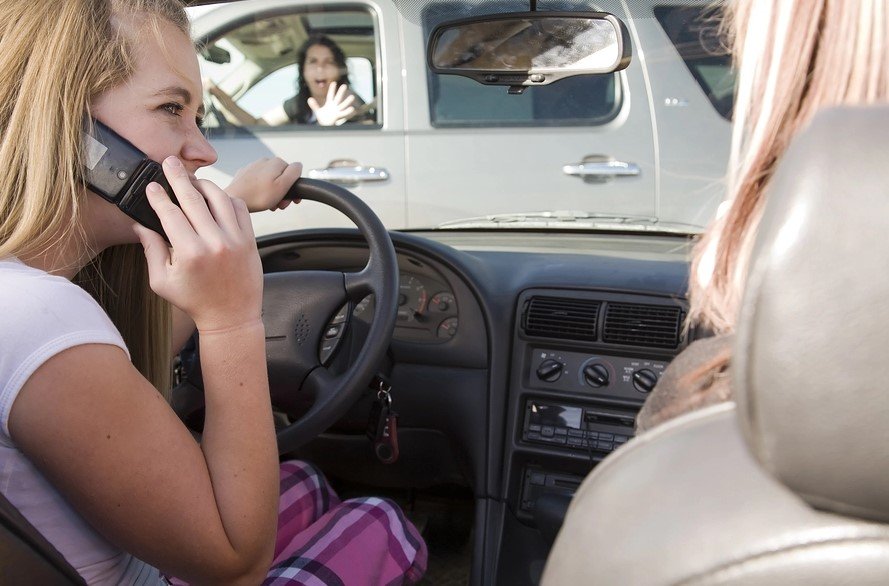 Common Causes of Rear-End Collisions and How to Avoid Them