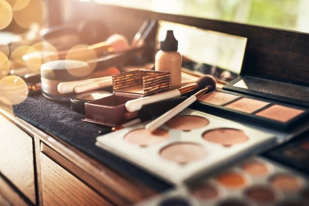 The Extreme Guide to Cosmetics: Tips, Patterns, and Trusted Retailers