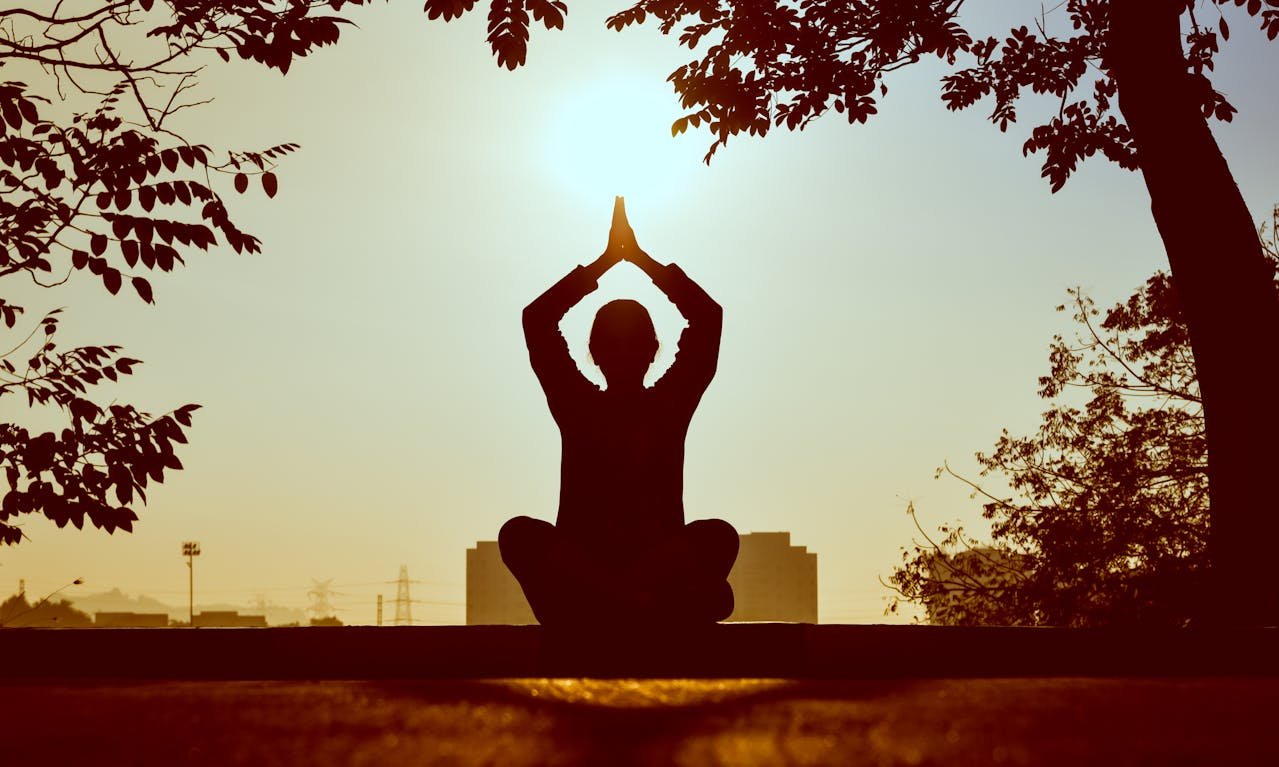 5 Benefits Of Online Yoga Classes